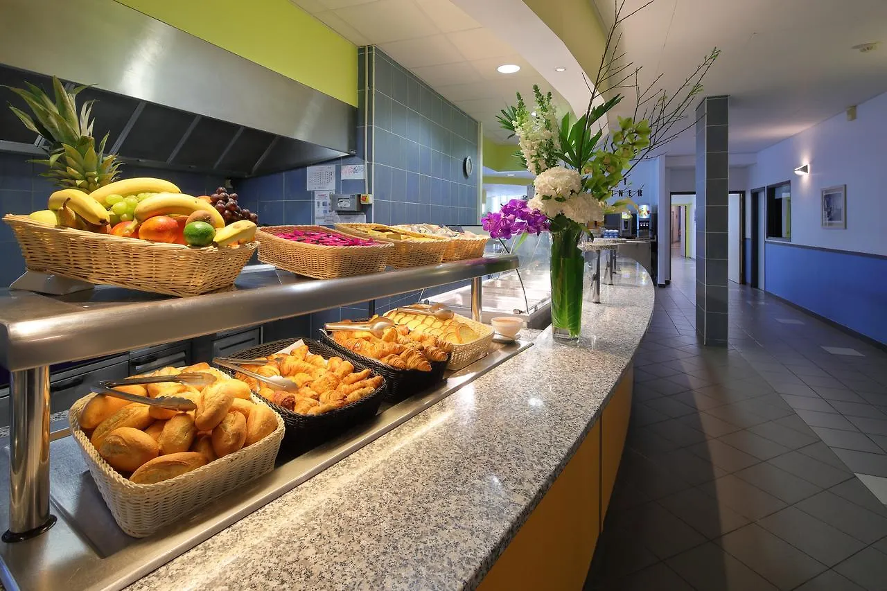 Hotel Cis Paris Maurice Ravel France