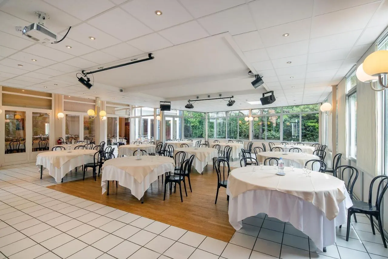 Hotel Cis Paris Maurice Ravel